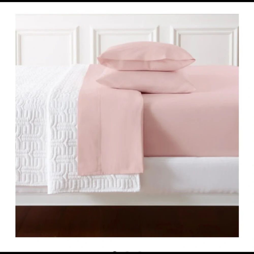 Jonathan Adler Long Staple Percale Cotton Queen Bedding - Two Flat Sheets